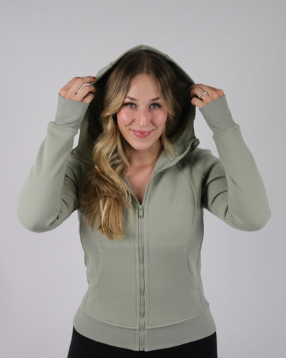 Lyss Lounger Zip Up