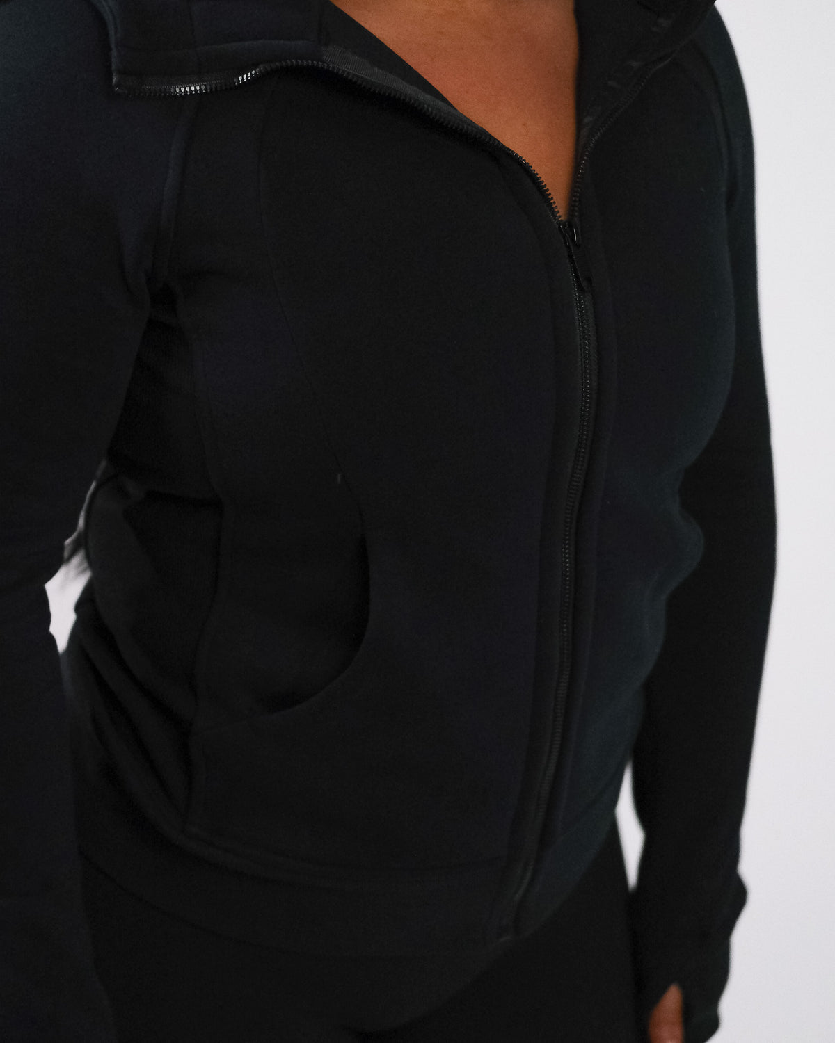 Lyss Lounger Zip Up